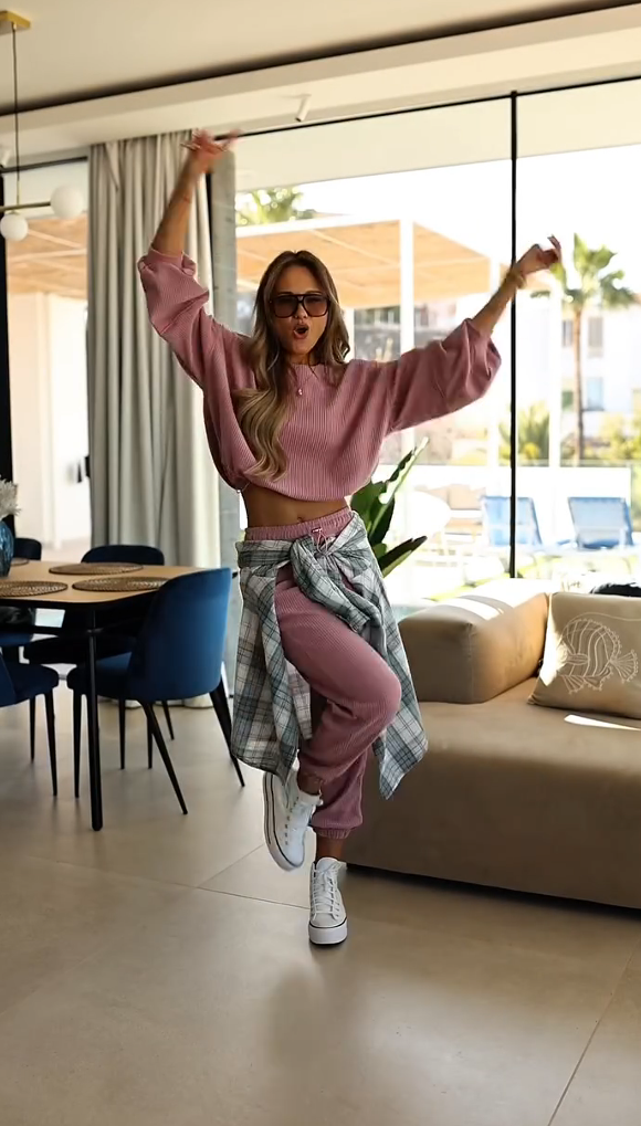 Női kétrészes bordázott szett mindennapi viseletre