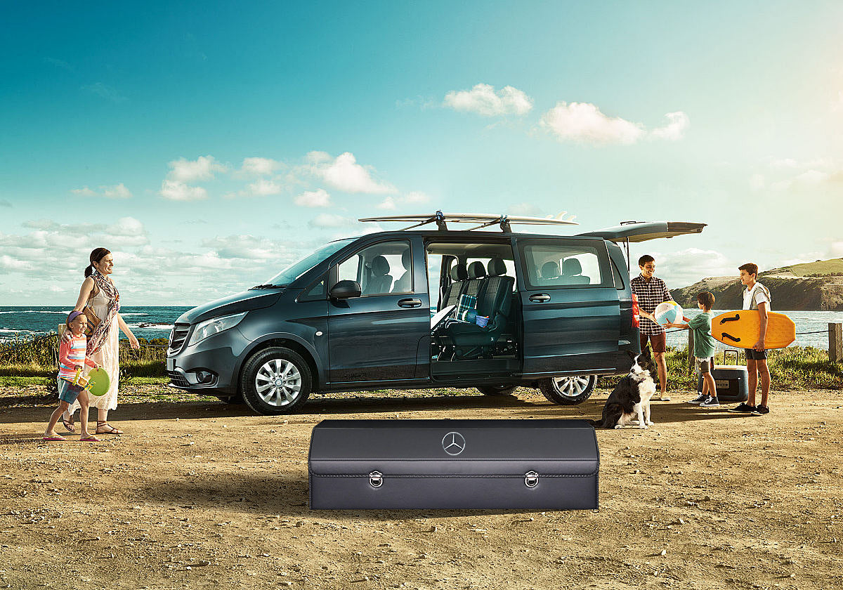 Bőr tárolórekesz az autó csomagtartójába