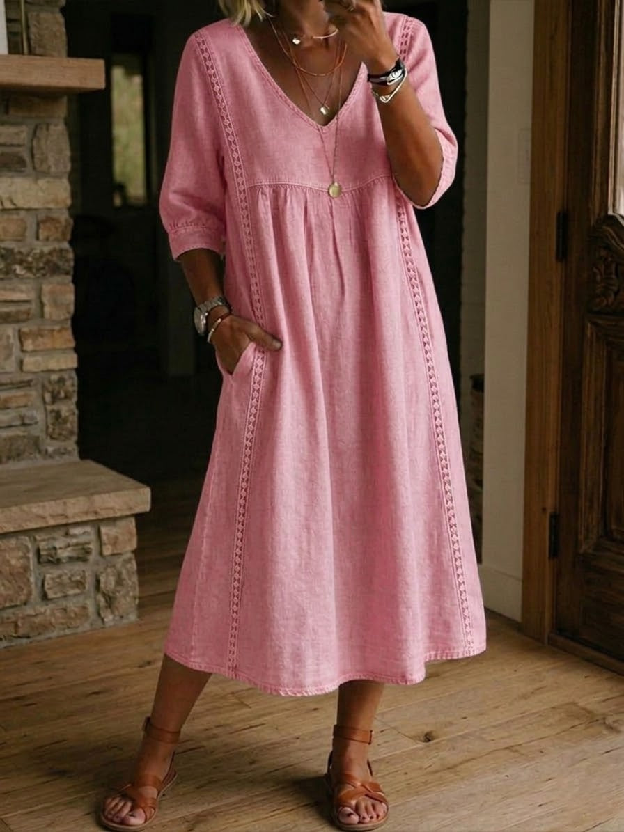 Laza, lezser ruha lenvászon és pamut anyagból, csipkeszegéllyel.