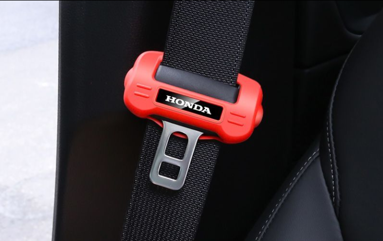 Védőhuzat az autó biztonsági övének csatjához🎉2 db🎉