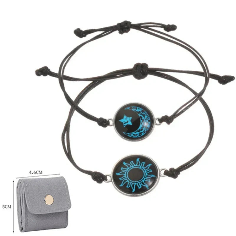 Nap és Hold – Egy Lélek. 💞 Karkötők pároknak, akik a távolság ellenére is összekapcsolódnak.