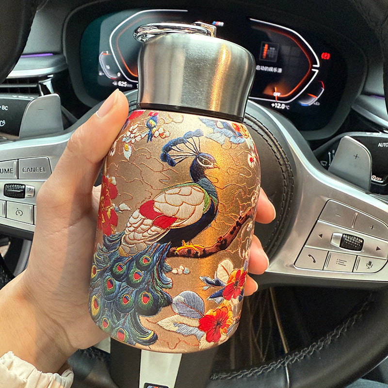 Stílusos és hordozható szigetelt vizes palack