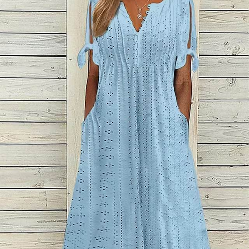 Elegáns női ruha V-nyakkal