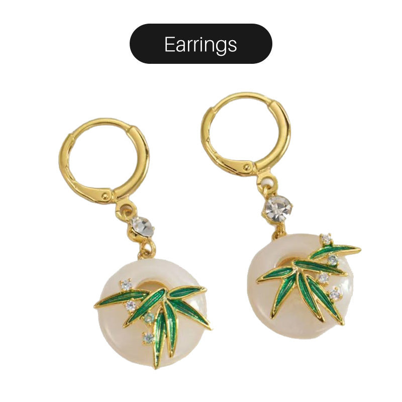 Modern, orientális stílusú bambusz fülbevalók és nyaklánc