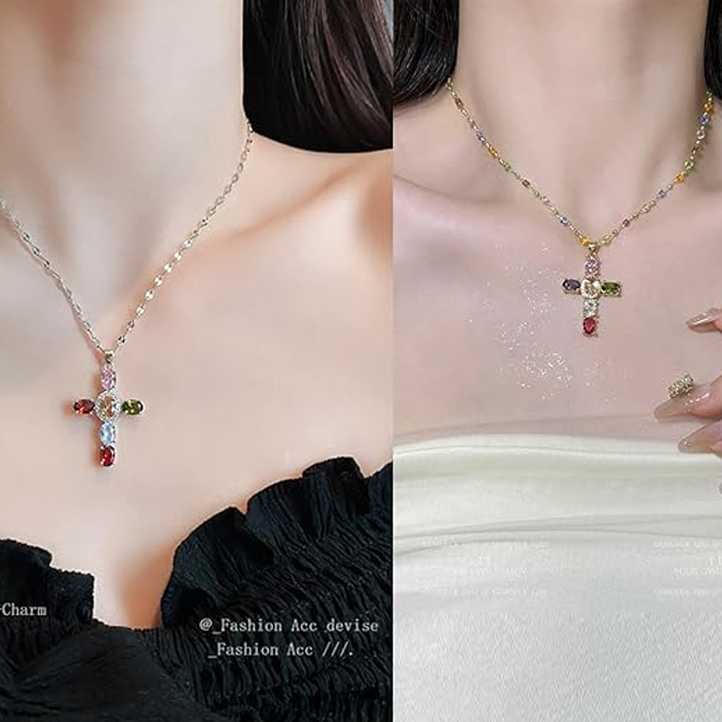 Színes nyakláncok kristálykereszttel